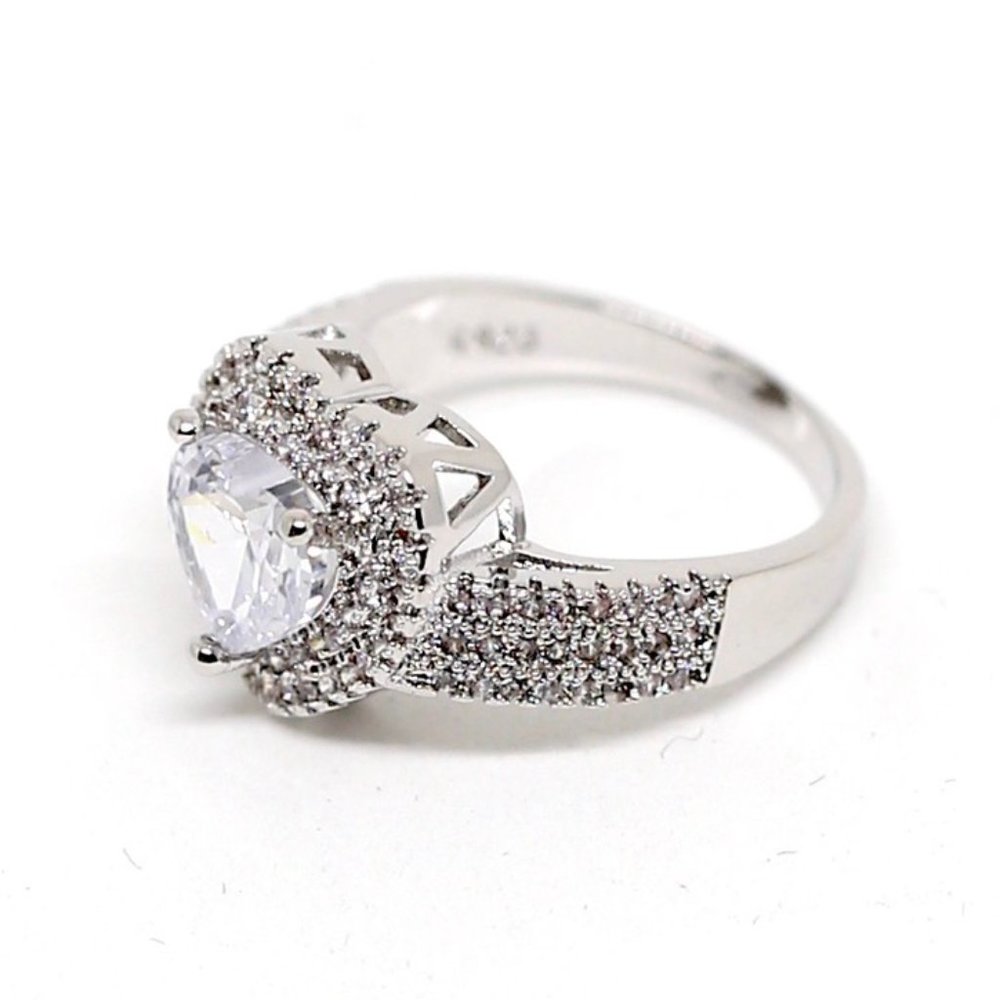 Jenna Jameson Silver Heart Ring - Picture 5 of 12